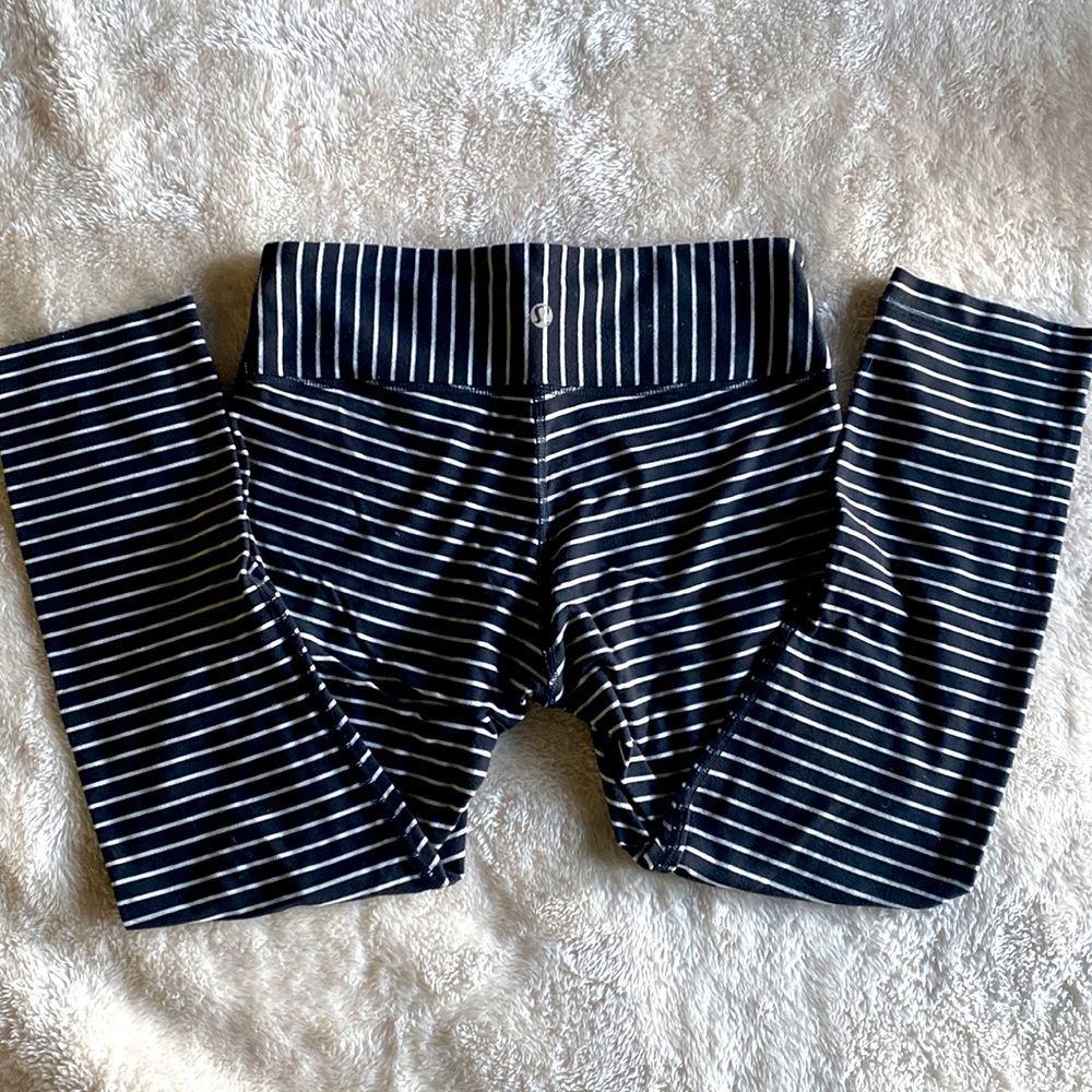Lululemon Striped Crop Legging - Size 4